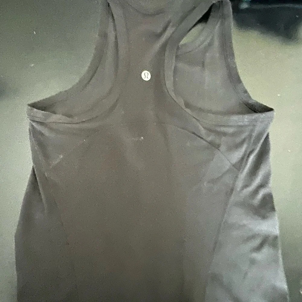 Lululemon Women's Align Black Tank - Picture 2 of 2